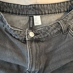 H&M Women's Charcoal Jeans